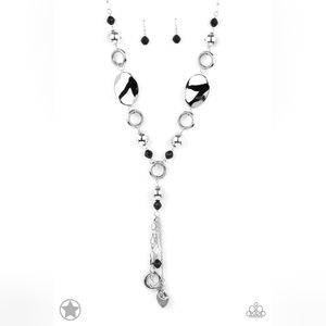 Total Eclipse of the Heart Silver Necklace  🖤 Black